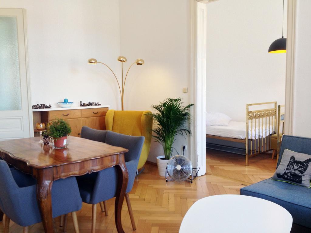 Big Vintage Style Flat Near Schonbrunn Lejlighed Wien Eksteriør billede