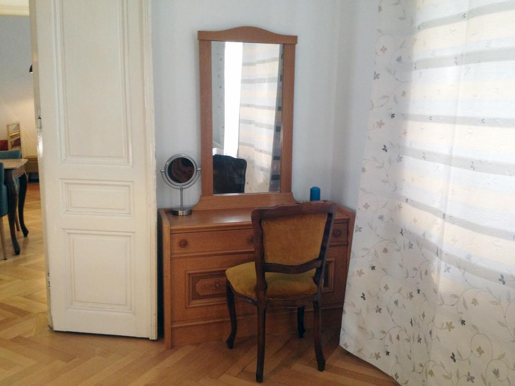 Big Vintage Style Flat Near Schonbrunn Lejlighed Wien Eksteriør billede